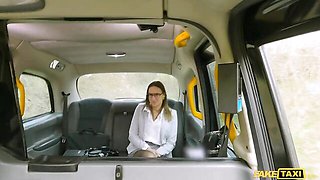 Pulchritudinous Gigi Max at oral clip