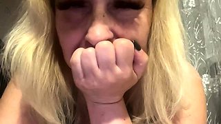 Handjob amateur mature on knees jerking in the kitchen