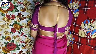 Desi aunty and stepsister-stepson both made relations together and the penis and dick entered the pussy together and made her squirt and