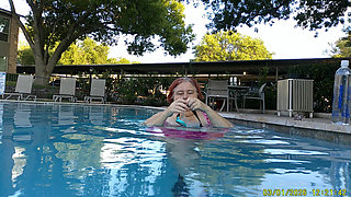 Som Under Water Fun with You Sexy Big Beauty Nurse Vicki