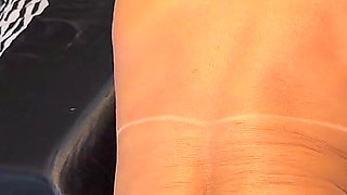 The Maid Who Does Extra with Boss Sucks Her Mistress and Gives Her Pussy to the Porn Boss