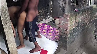 I suddenly see my step aunty cleaning clothes I went behind her and started fucking her ass