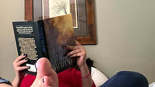 Tanfeets Ignore Soles Propped Black Pedi