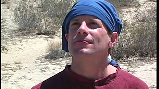 Big boobs blonde pussy fucking fingering in deserto