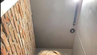 Public Masturbate Pussy While I Train My Big Ass in the Gym. Anal Fuck. Squirting